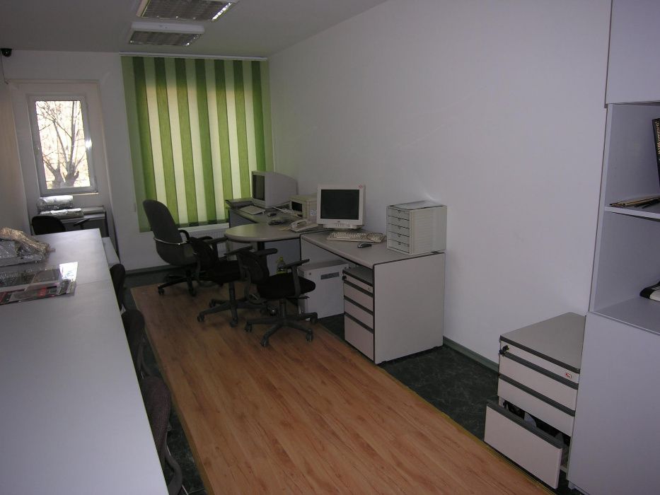 Продава се Офис в София, Оборище - 180 кв.м за 3056 €/кв.м - Снимка #2