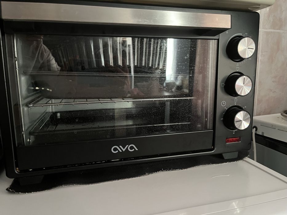 Электропечь  АВА продам.