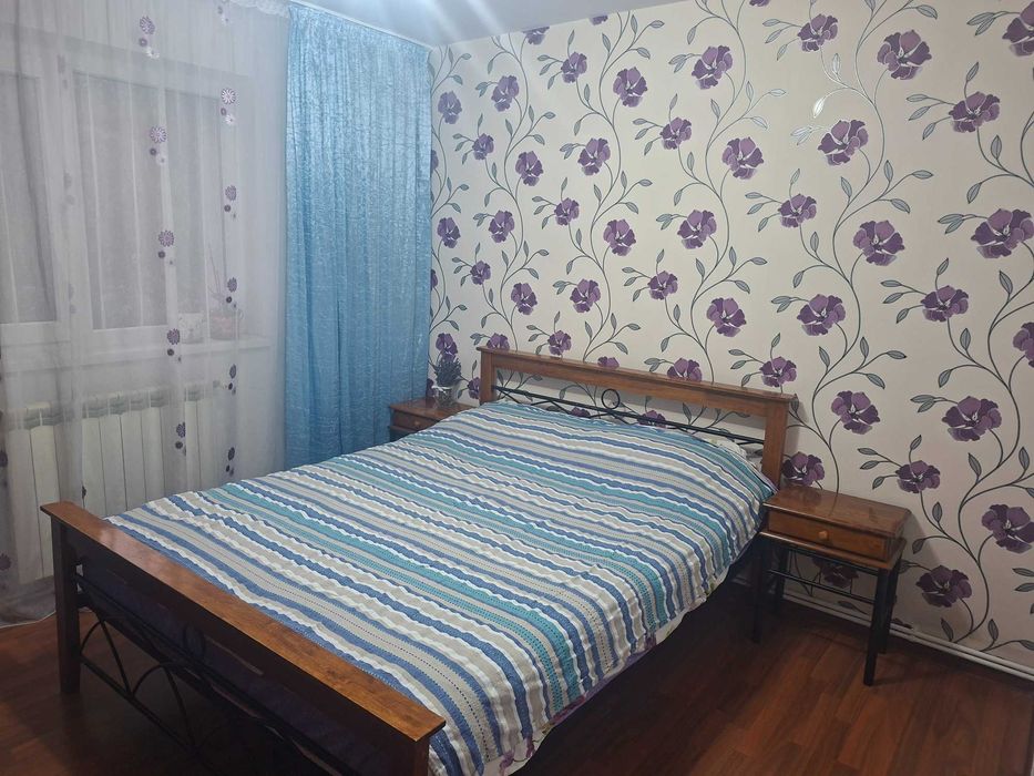 Apartament 3 camere decomadate, zona de jos