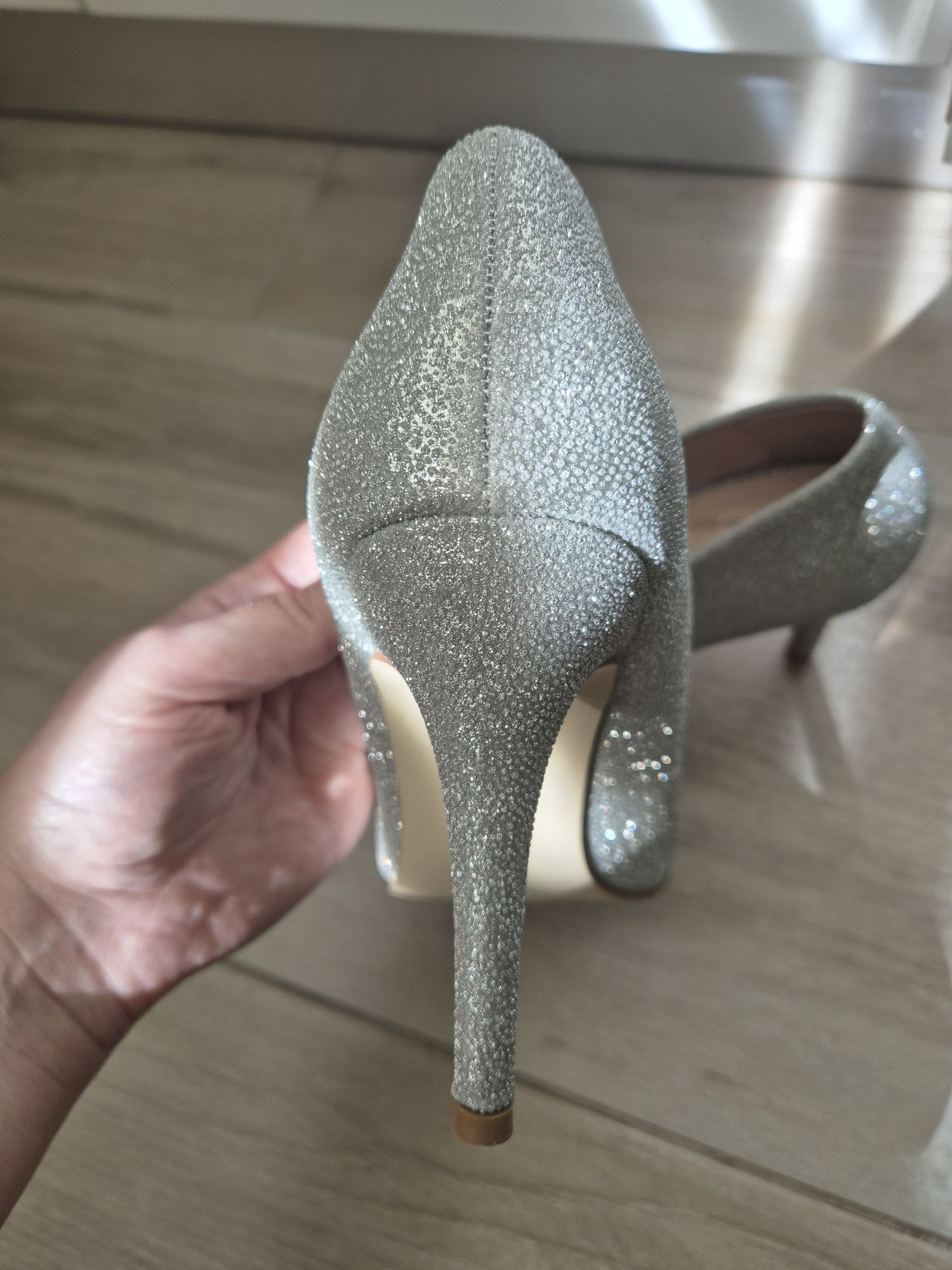 Pantofi cu toc, argintii, 38