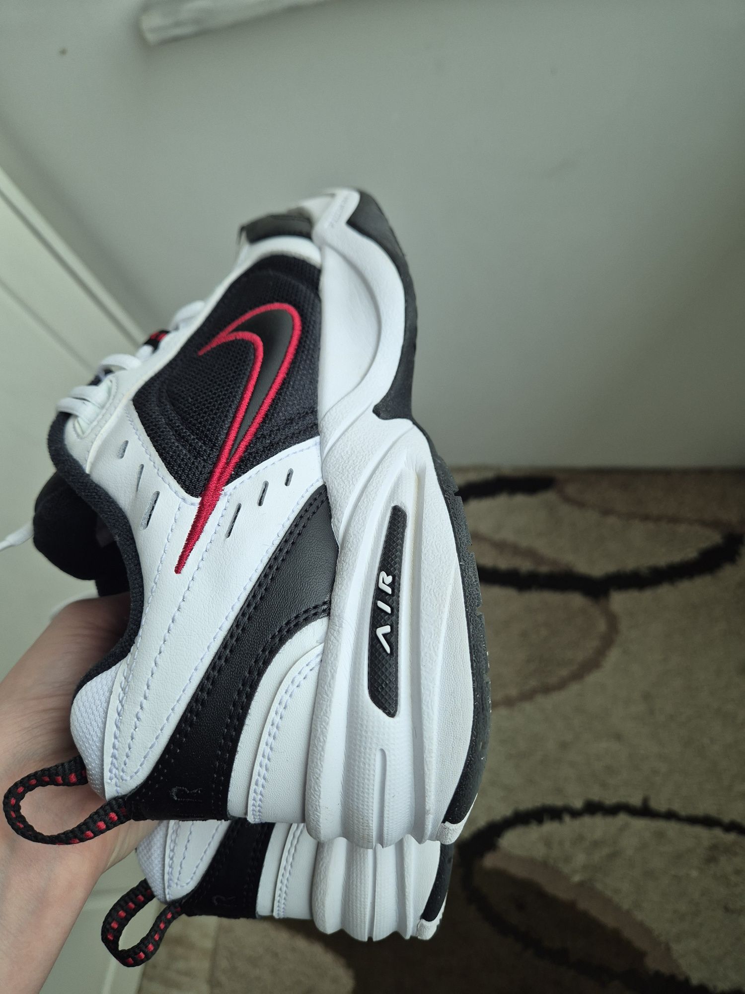 NIKE AIR MONARCH. Оригинални маратонки 41 номер
