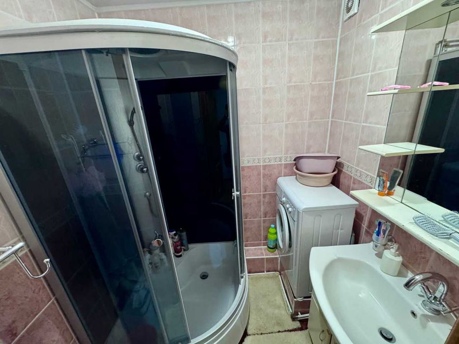 Дава се под наем Едностаен апартамент в София, Люлин 1 - 42 кв.м за 325 € - Снимка #1