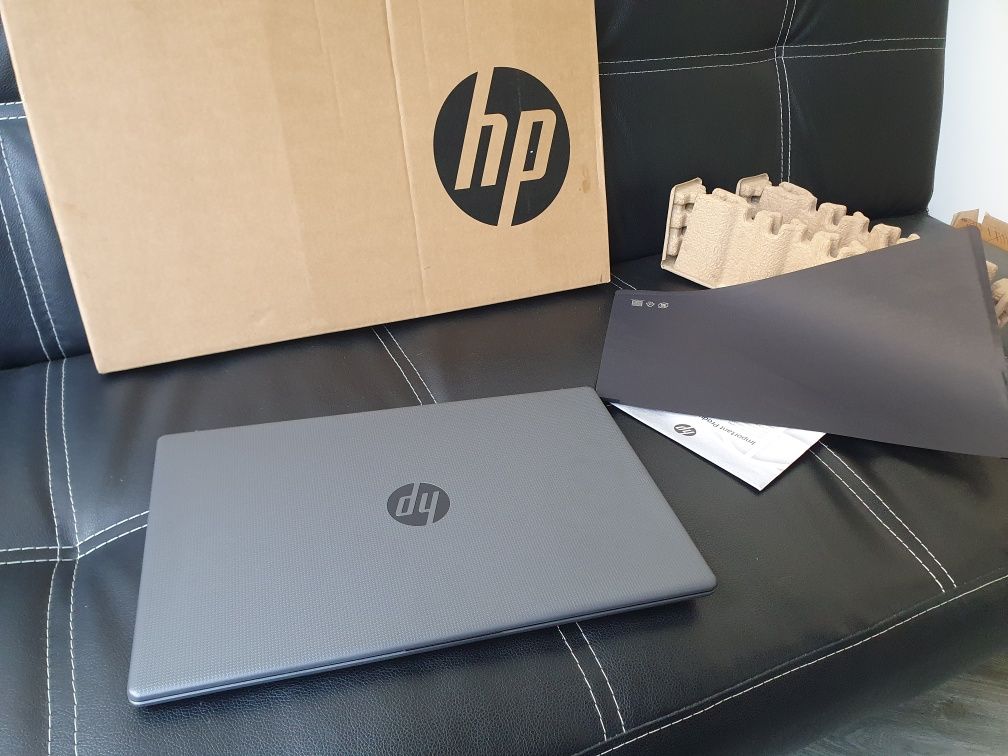 Hp 250 G10 intel i5 Gen 13 16 Gb DDr 6 512 Ssd Nou
