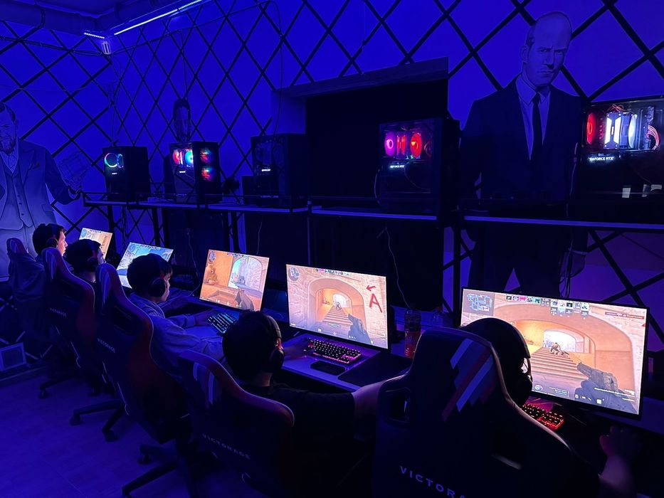 Продам пк
RTX 3060
16 GB озу
Корпус RGB

Монитор 280 герц
As