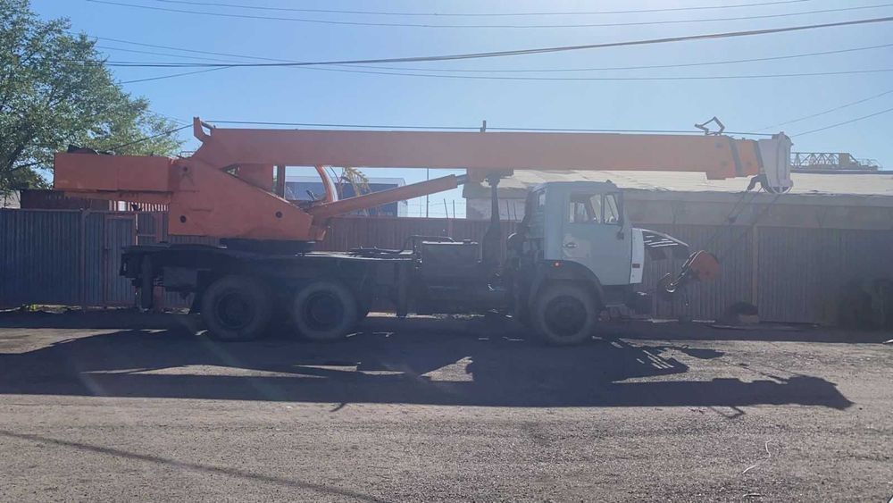 Продам Автокран КамАз Ульяновец 1981 г.