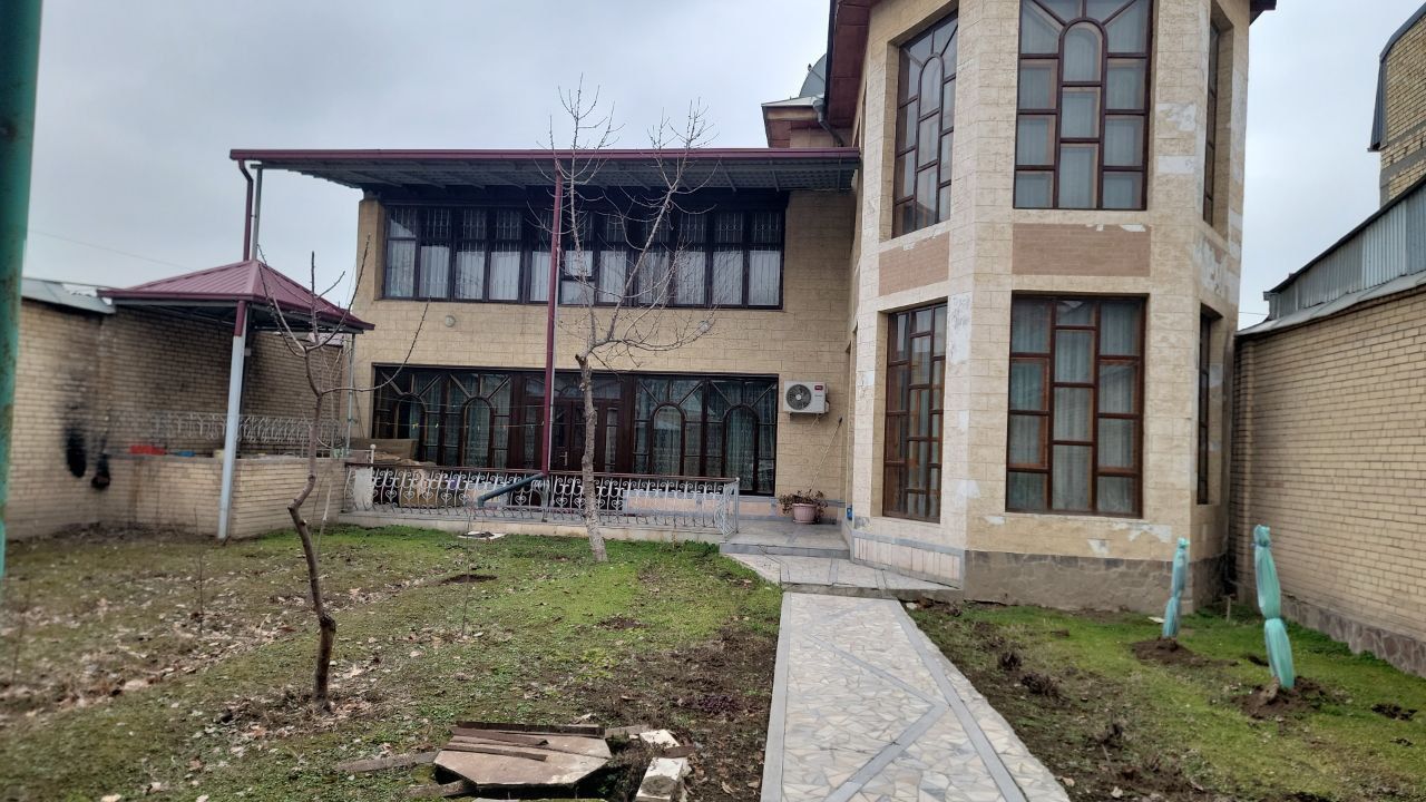 Продается Дом Земля 6 соток, Азербайджанский центр, Мирабад 2-Фасада