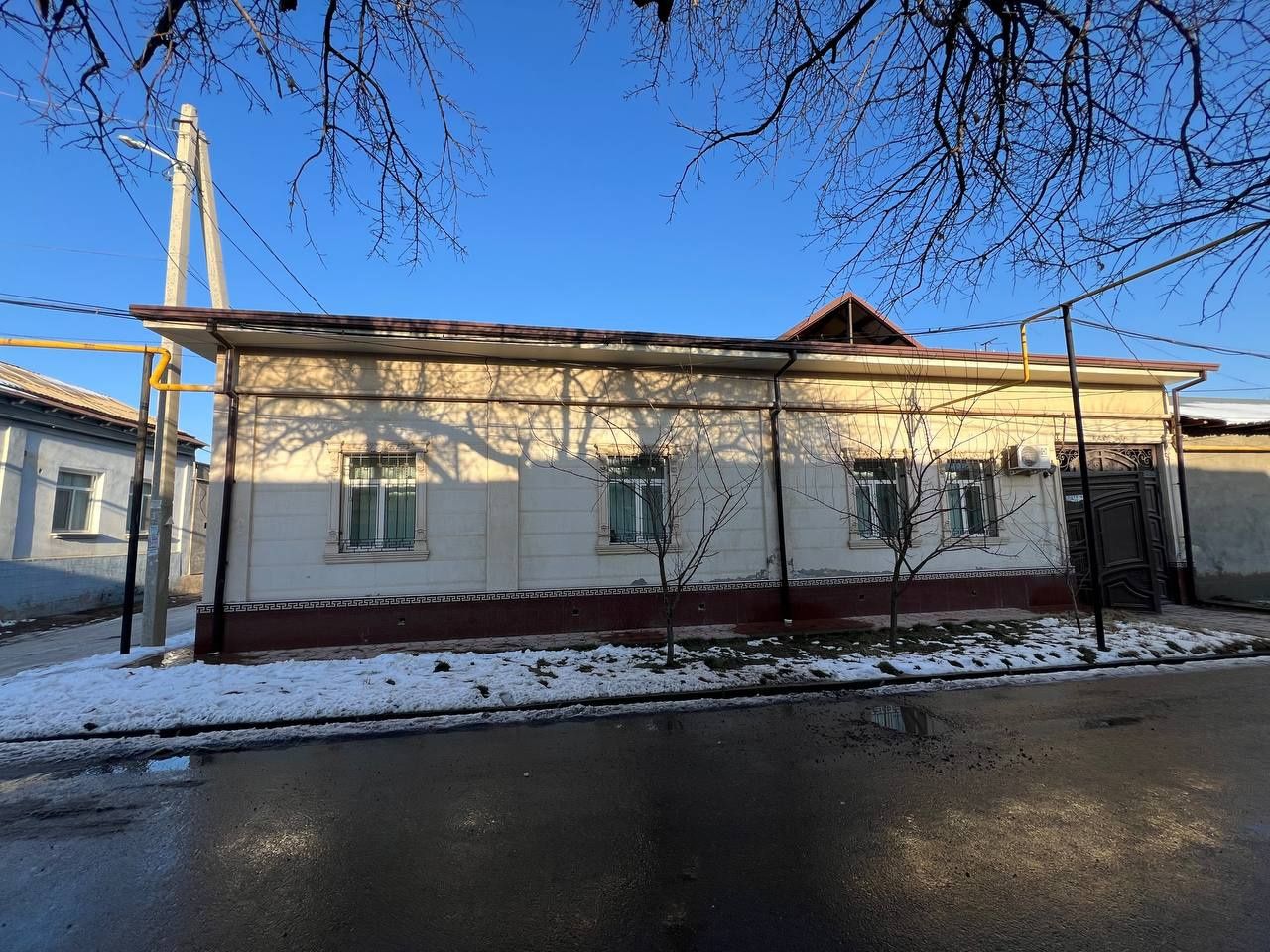 Продаётся 6 соток участок фасад 20х30 Торец Юнусабад Гвардейский мечет
