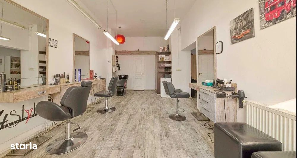 Spatiu pentru coafor/frizerie, Semicentrat