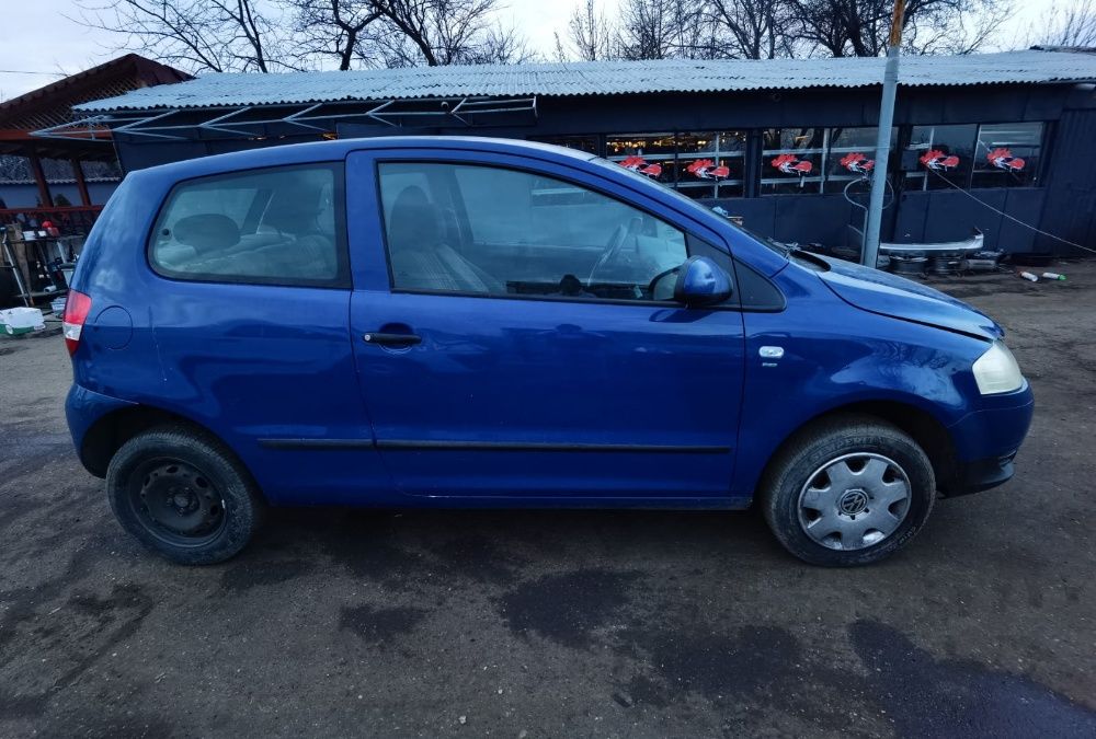 Dezmembrez Volkswagen Fox 1.2 benzina an 2006 cod motor BMD