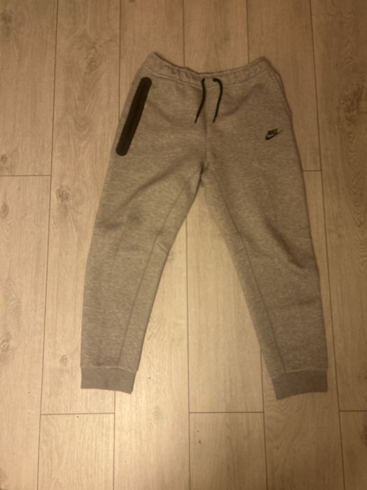 pantaloni tech diferite culoari marimea xl