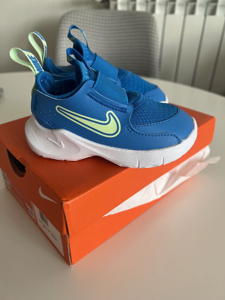 Чисто нови детски маратонки Nike flex runner, размер 22 и 23.5
