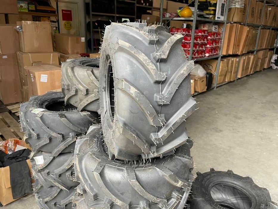 Anvelope noi BKT 18x8.50-8 de tractor gazon tractiune