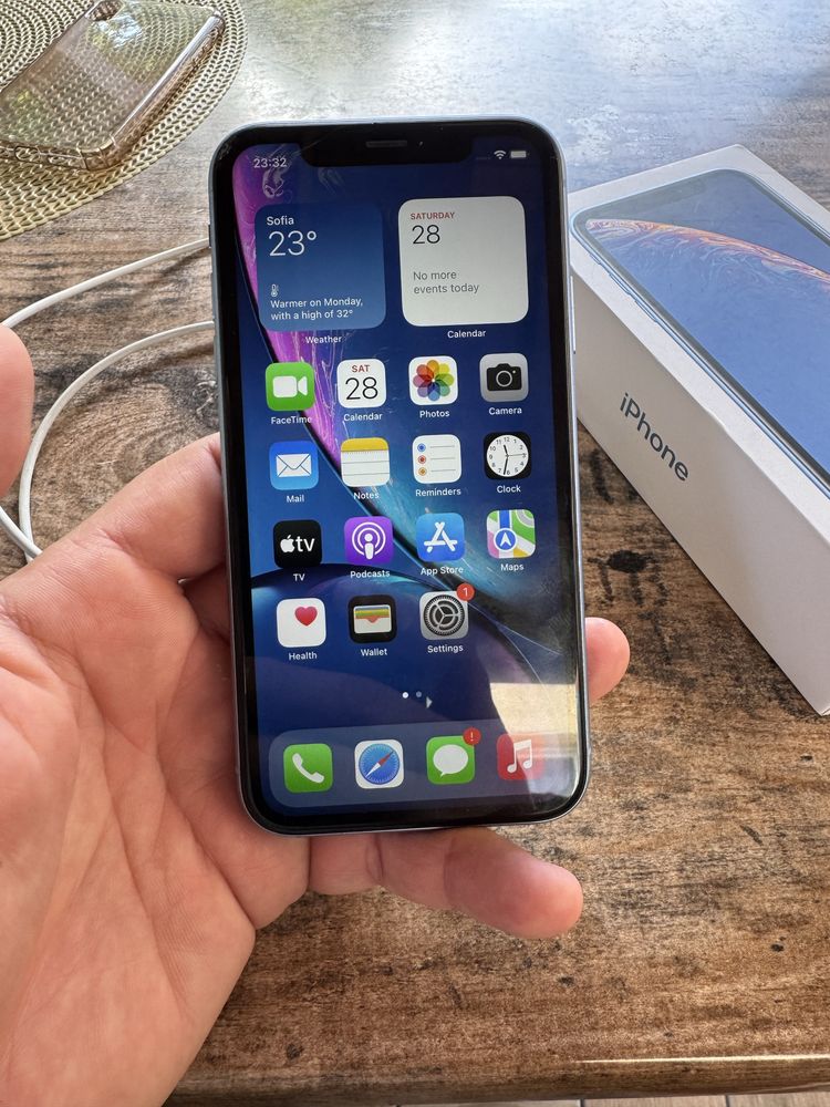 iPhone XR 128 GB blue