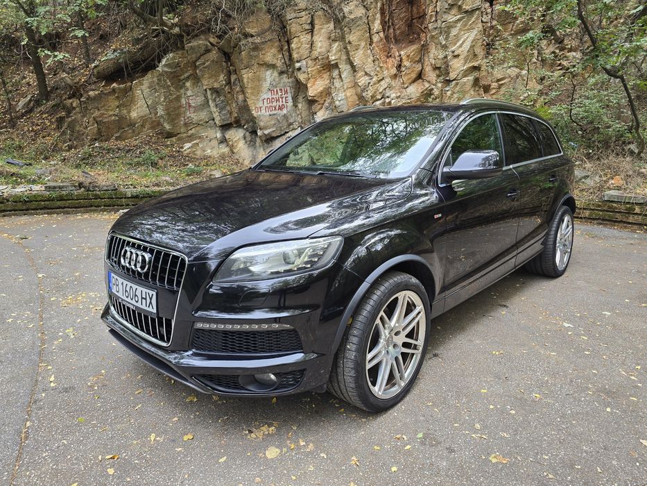 Audi Q7 4.2TDI фейслифт S-Line