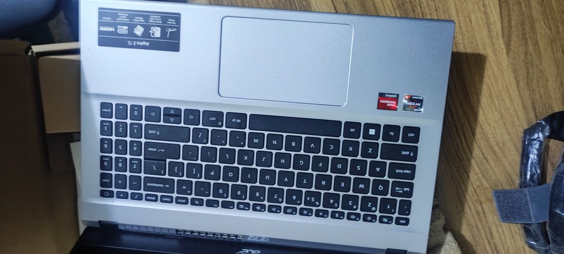 Notbook ACER Aspire3