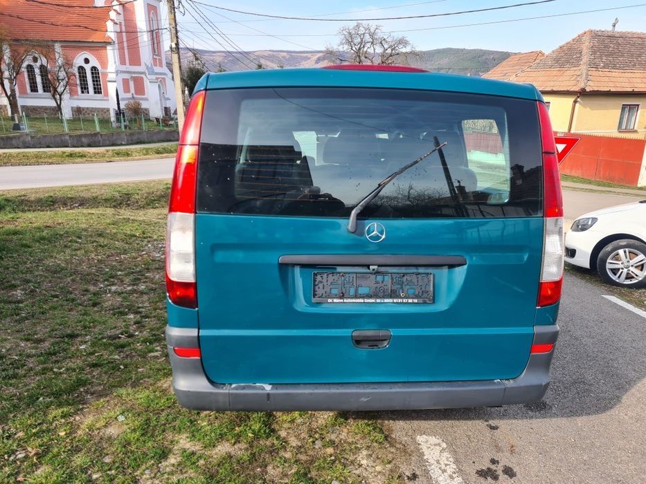 Mercedes Vito 4x4, AUTOMAT, 8 locuri, 2010