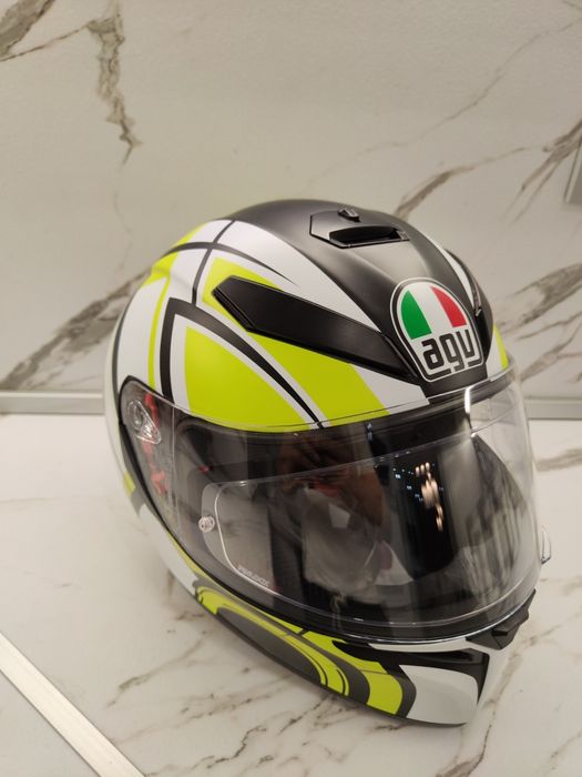 Каска за мотор AGV K3-SV размер XL