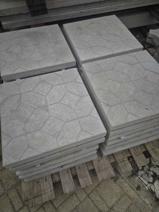 jardiniere de beton si dale de beton