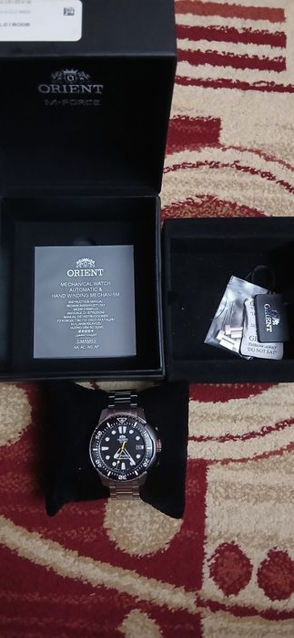 Срочно продам часы orient m-force