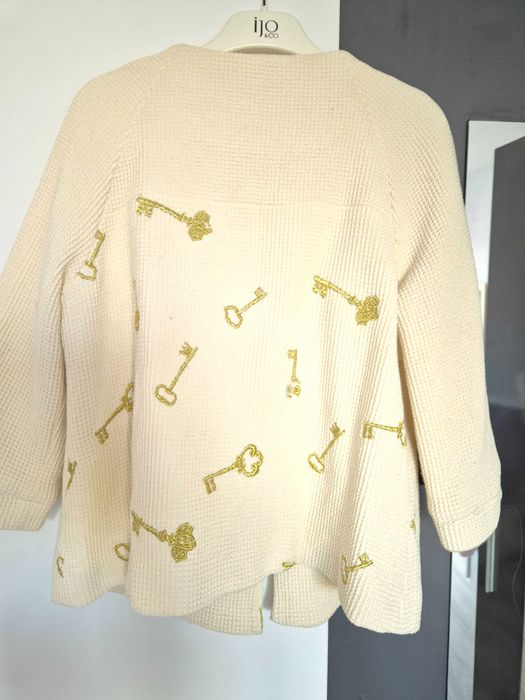 Дамско късо сако