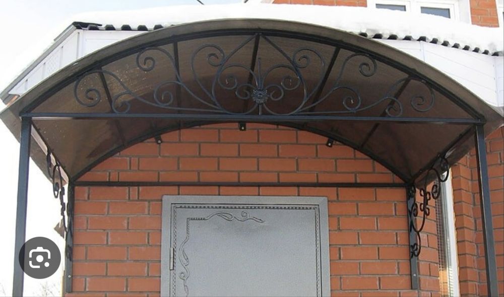 Продам козырёк над крыльцом