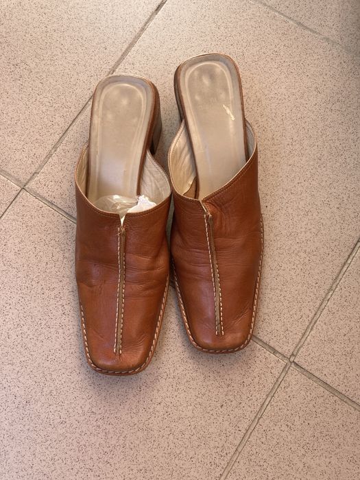 Saboti din piele captusiti cu piele maro