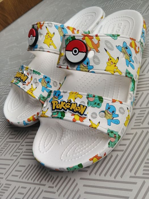 Сандали CROCS x Pokémon 41