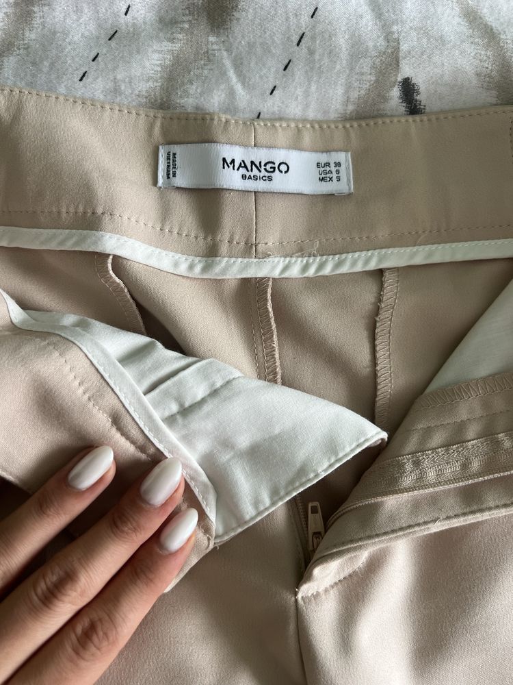Елегантен дамски панталон “Mango”
