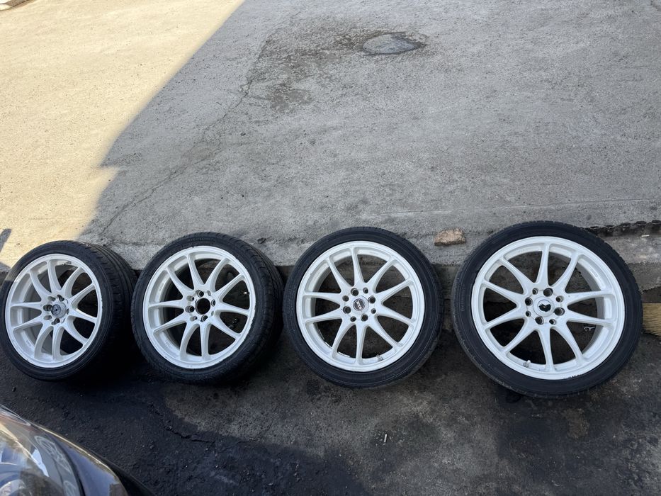 diska slikk R17 215/40