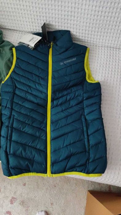 Vesta Femei bleumarin Whisper Marimea L Noua cu eticheta