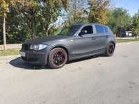 BMW Seria 1 Mașină perfect funcțională/ Infoliata negru mat-folie premium