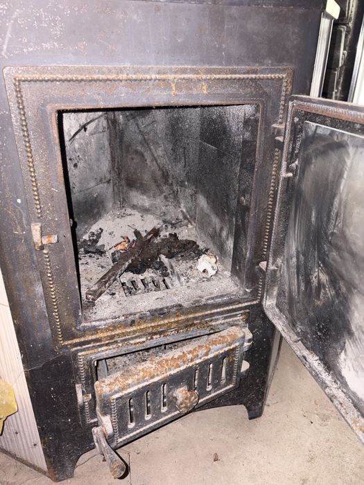 Камин, заводской