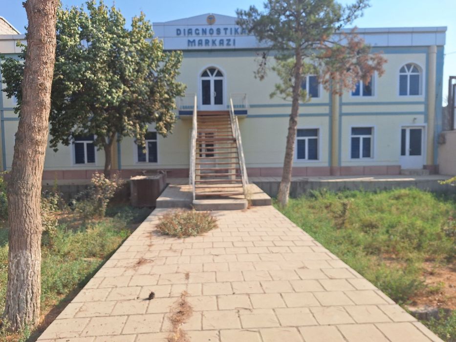 КОСОН туман пулати шахарчаси 8 хонали бино ижарага берилади