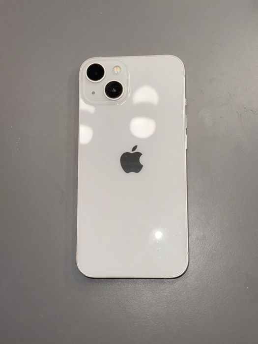 Iphone 13  se poate vedea