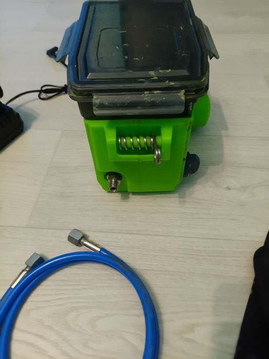 Pistol de vopsit cu acumulator