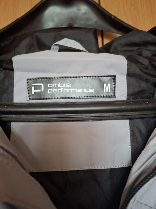 Мъжко зимно яке с качулка