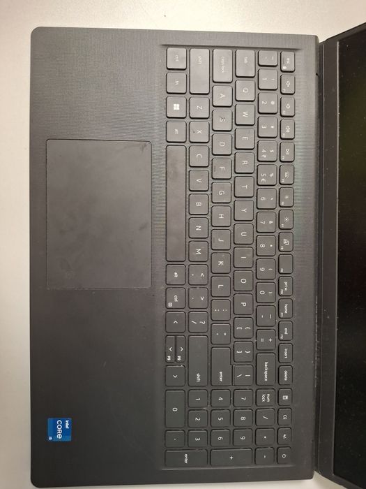 Dell Vostro 3520