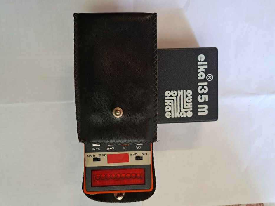 Продавам ретро електронен калкулатор  "Elka 135 m".