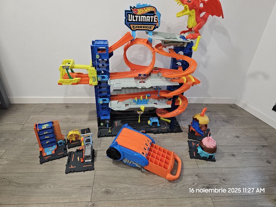 Garaj Hot Wheels City Ultimate