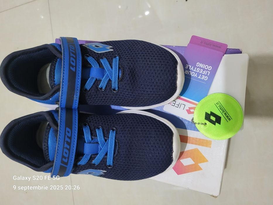 Adidasi Lotto 29 stare f buna