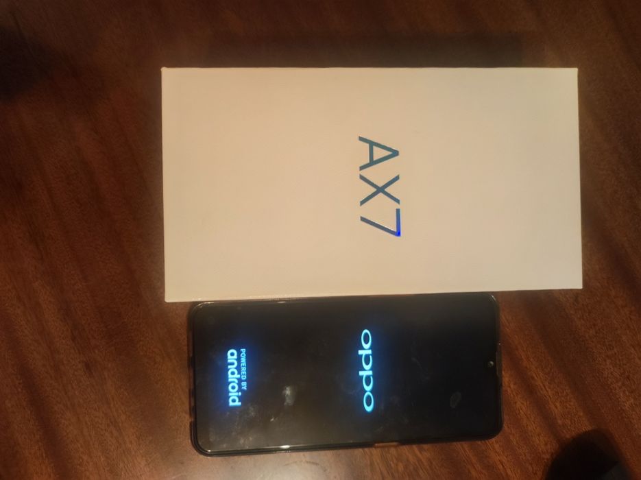 Продам оппо б/у ах7