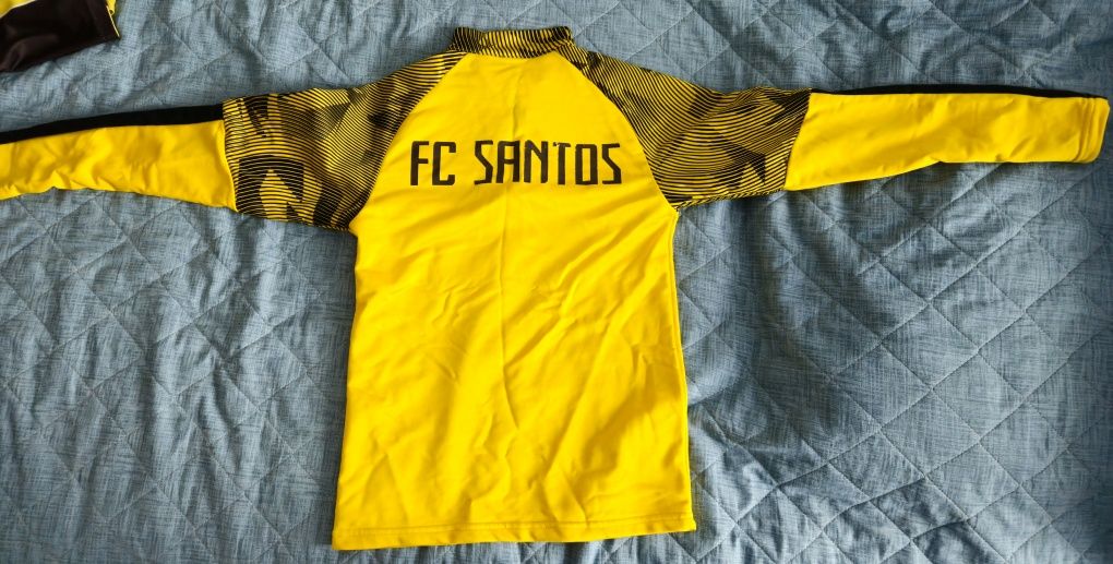 Продаю спортивные вещи Santos