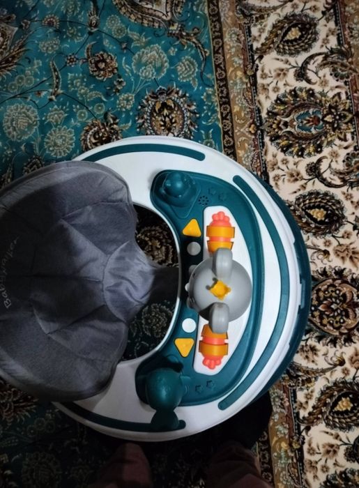 Ходунки детский почти новая