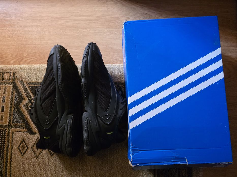 Adidas oztral unisex 44 2/3 ca noi