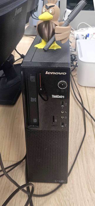 Lenovo ThinkCentre + монитор iiyama X2377HDS + мишка Logi G403 подарък