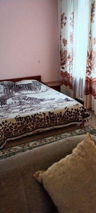 Юнусабад 18 - 1/3/4 кубик кирпичный дом