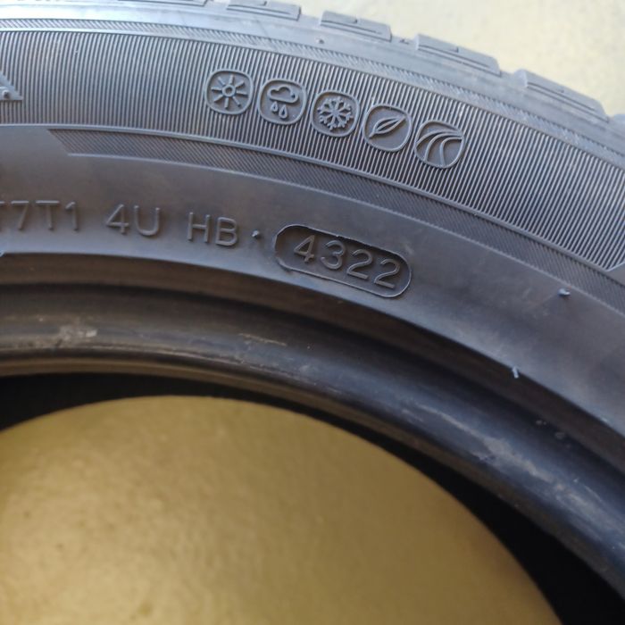 215 55 17 Hankook 2бр всесезонни  дот22