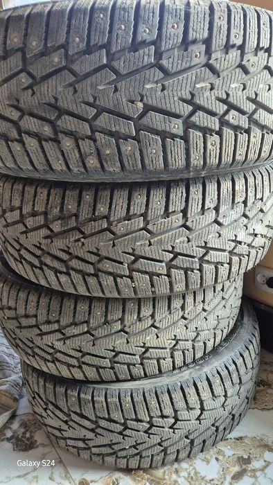 Продам резину, шину. 4шт отличное состояние. 19/55/235