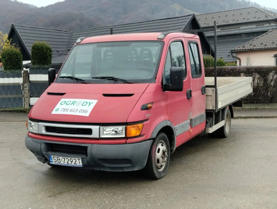 Iveco Daily Doka 7 locuri 2.8 diesel Bena 3.70 m Cat. B