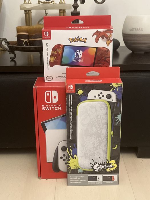 Nintendo Switch Oled -bundle- Tot ce ai nevoie pentru gaming!